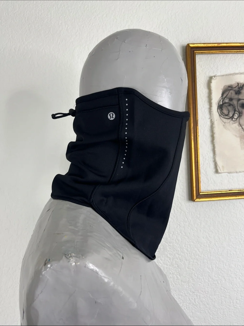Lululemon Run for It All Neckwarmer Black